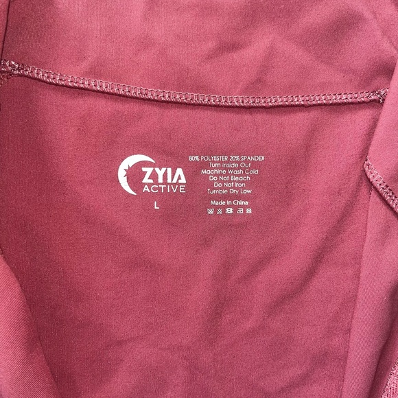 Zyia Active Top - Picture 8 of 14